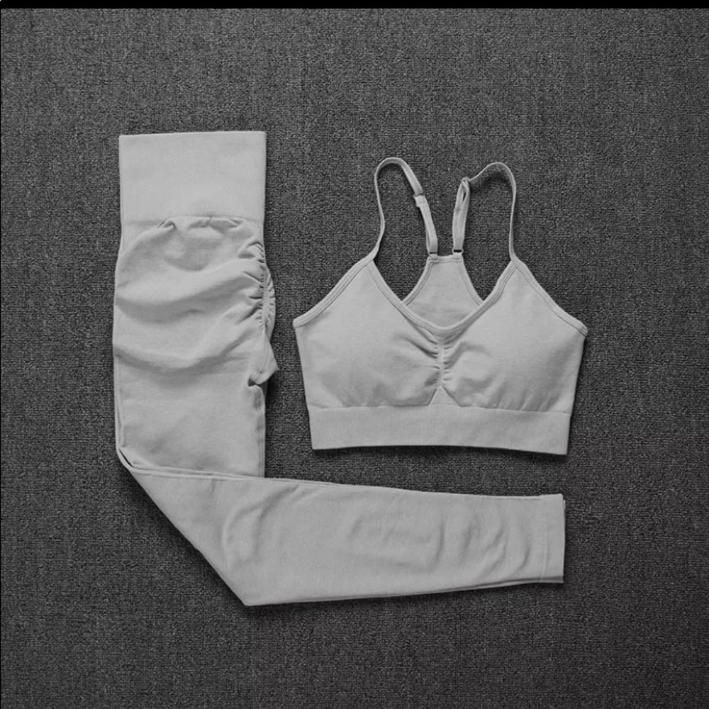 Activewear - Picture 4 of 5